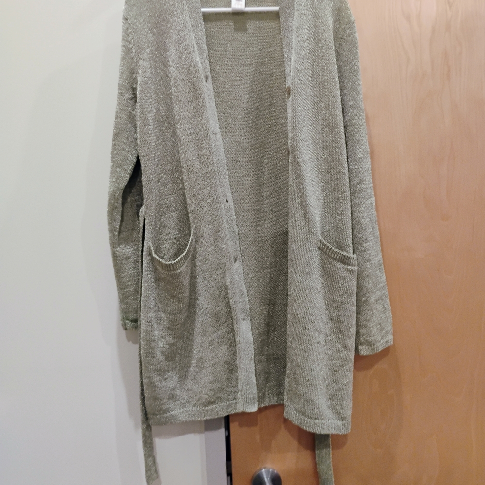 Women's Gray Sweater Cardigan